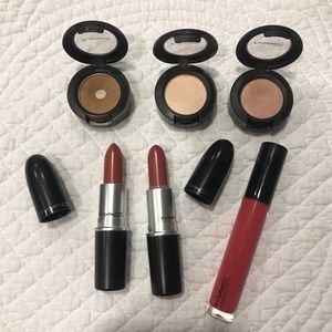 Mac eyeshadow, lipstick and lipgloss bundle